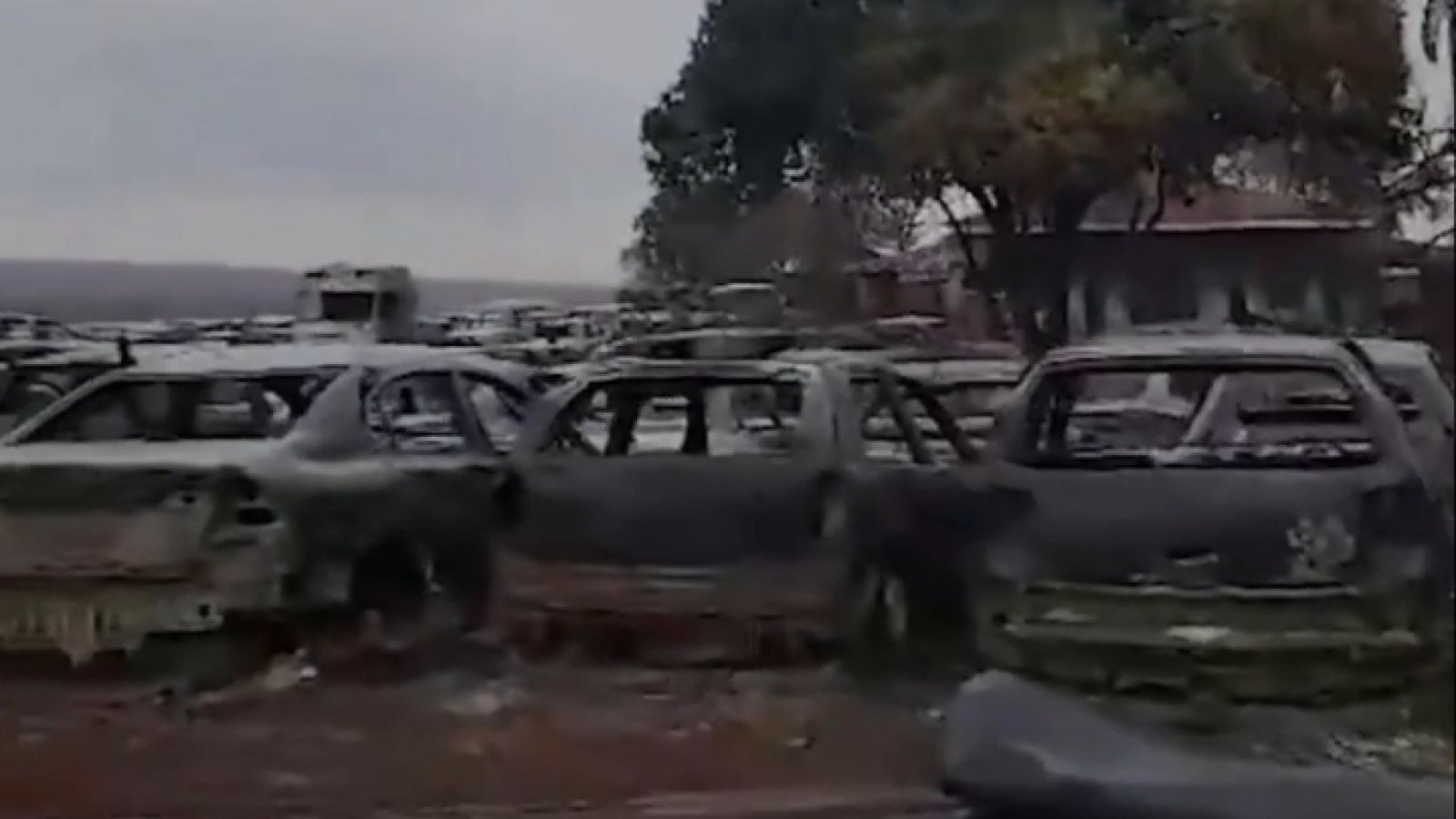 Veja consequências no pátio da Polícia Civil em Dumont após incêndio
